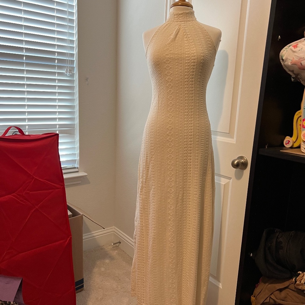 Stradivarius maxi dress